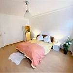 Schoene, Ruhige Zweiraumwohnung Im Angesagten Altlindenau
