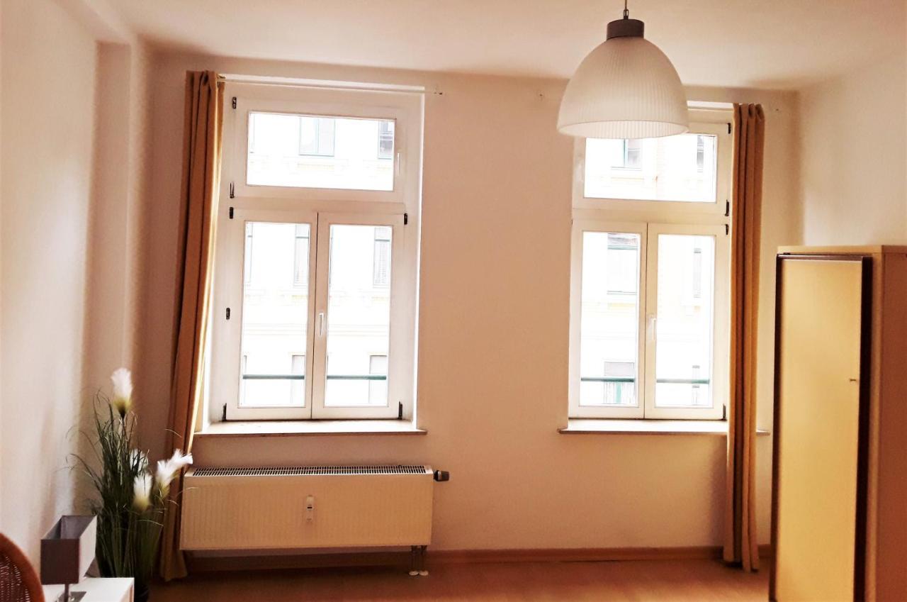 Schöne, Ruhige Zweiraumwohnung Im Angesagten Altlindenau